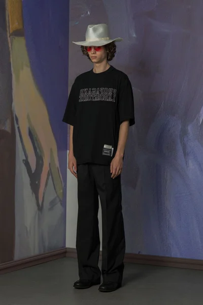 Look 14